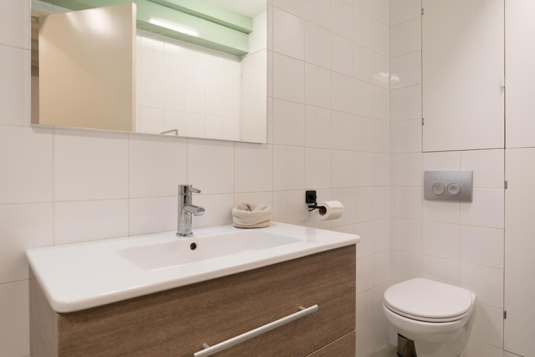 Bathroom 2, Kloveniers Studio, Amsterdam