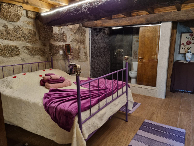 Others 3, Casa da Relva Experiencia Tematica Inspirada em Harry Potter, Lamego