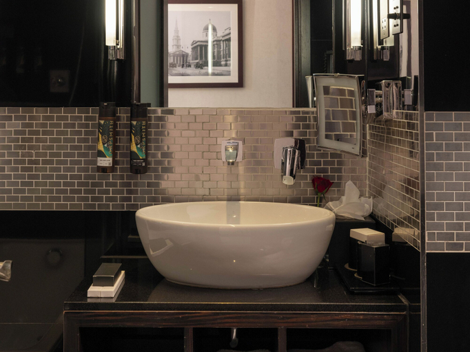 Bathroom 4, Montcalm Brewery Townhouse, London