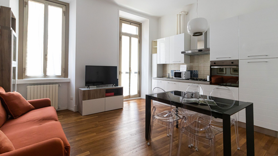Others 5, Italianway - Sidoli 20, Milano