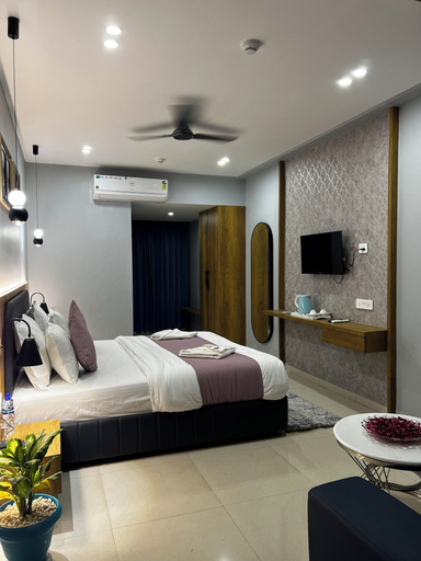 Bedroom 2, Hotel Siaan Palace, Surat