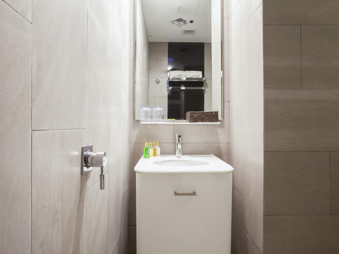 Bathroom 6