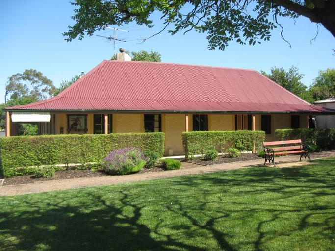 Others 2, Goat Square Cottages, Barossa - Tanunda