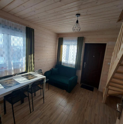 Others 5, Domek Zacisze Gor Slonnych, Sanok