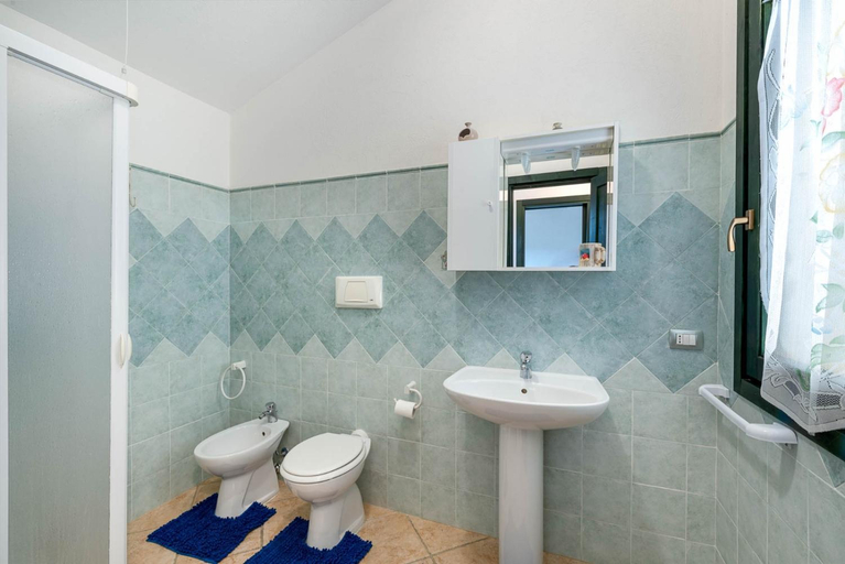 Bathroom 3, VILLA GAIA - Dall'alba al tramonto -, Cagliari