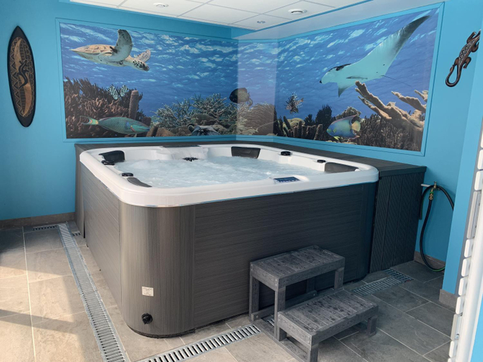 Bathroom 4, Maison 10 pers en bord de mer avec piscine couverte et chauffee, spa et hamman, Morbihan