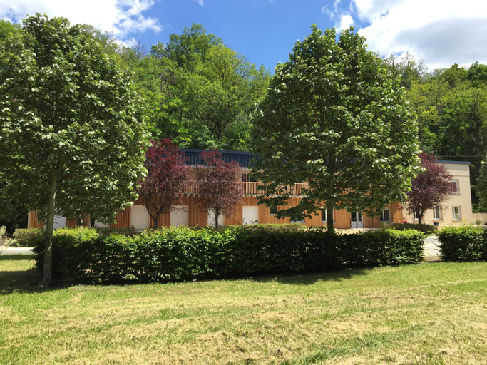 Logis Hotel Les TILLEULS, Cher