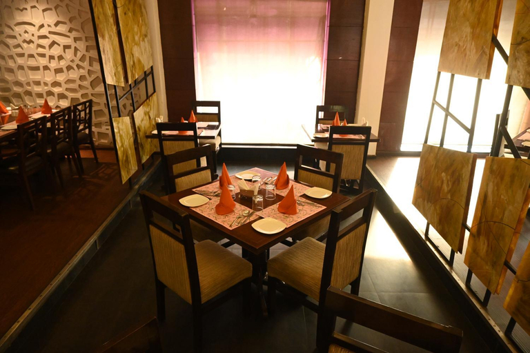 Food & Drinks 5, Regency Square, Gwalior