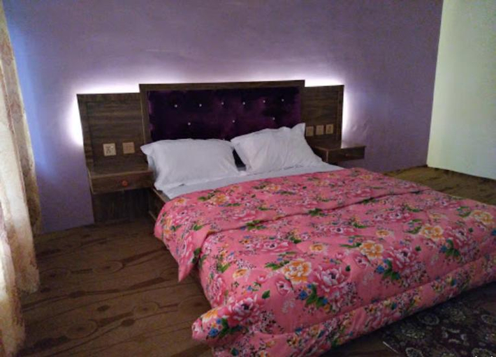 Bedroom 5, Northern Sapphire, Northern Areas