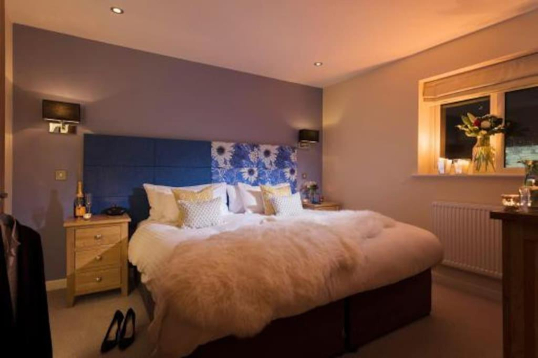 Bedroom 2, Herons House private Pool on Retallack Resort, Cornwall