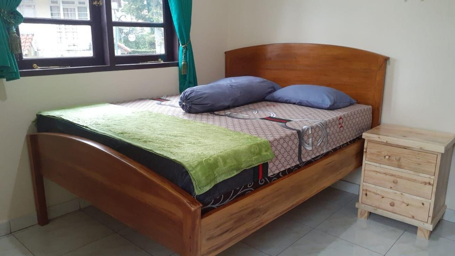 Bedroom 2, Villa Green Fresh - Cipanas - Bumi Ciherang Puncak, Cianjur