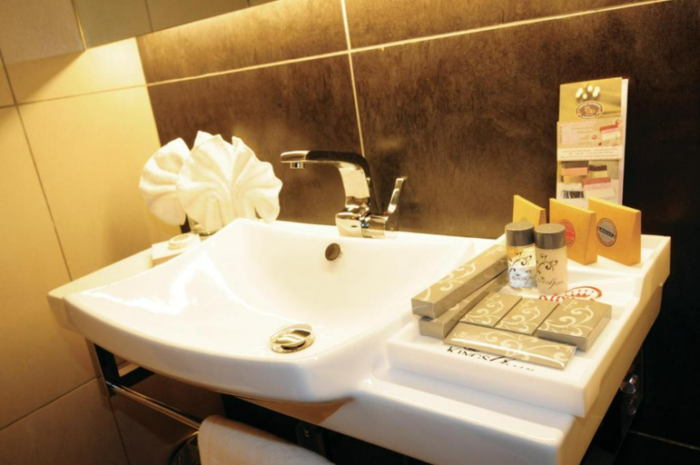 Bathroom 5, Kings Green Hotel City Centre Melaka, Malacca City