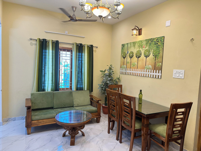 Dining Room 28