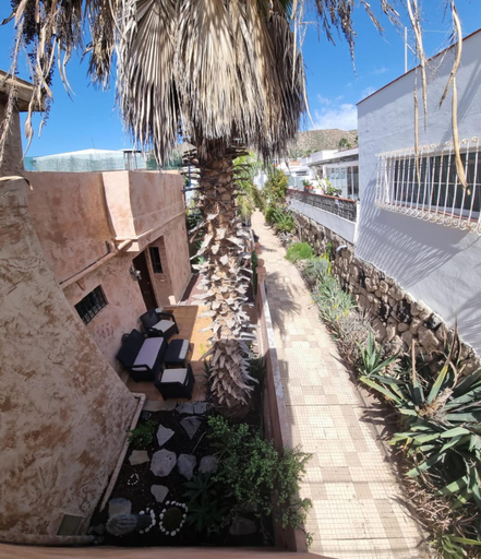 Others 5, Semi-detached villa sea views, huge terrace, close beach, Santa Cruz de Tenerife