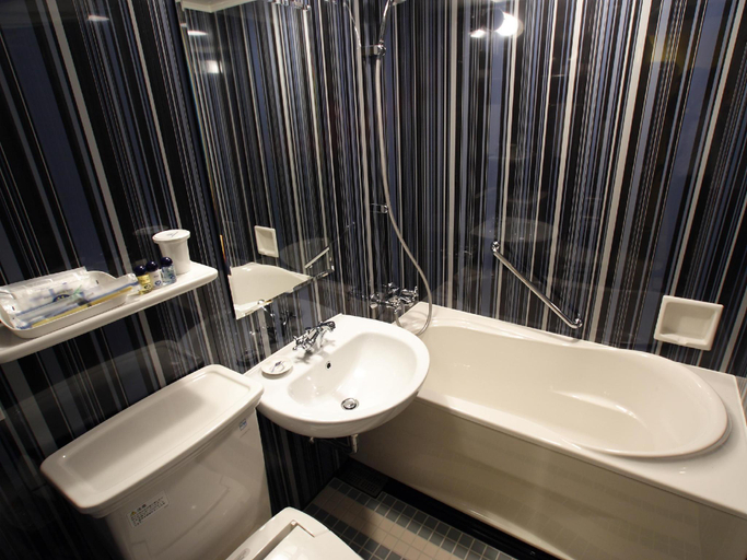 Bathroom 2