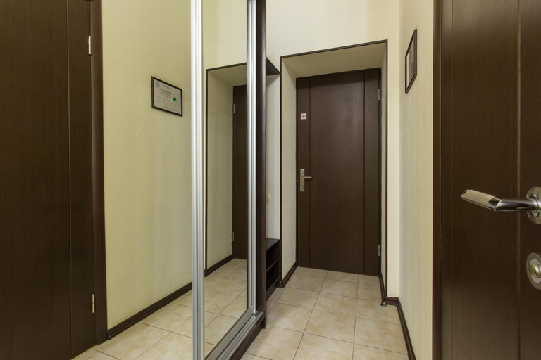 Others 5, Hotel Voyage, Kharkivs'ka