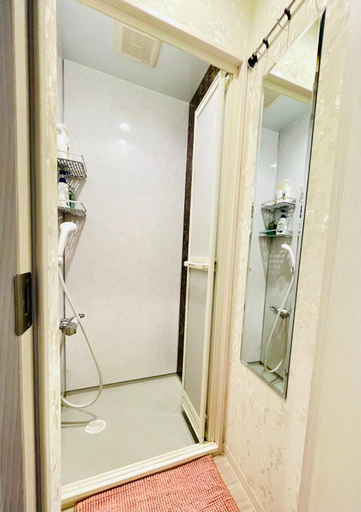 Bathroom 3, YUYUSO Hostel, Suginami