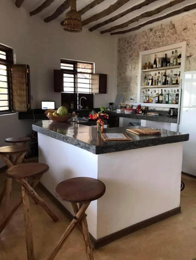 Food & Drinks, The Loft Zanzibar Kikadini Beach, Kusini