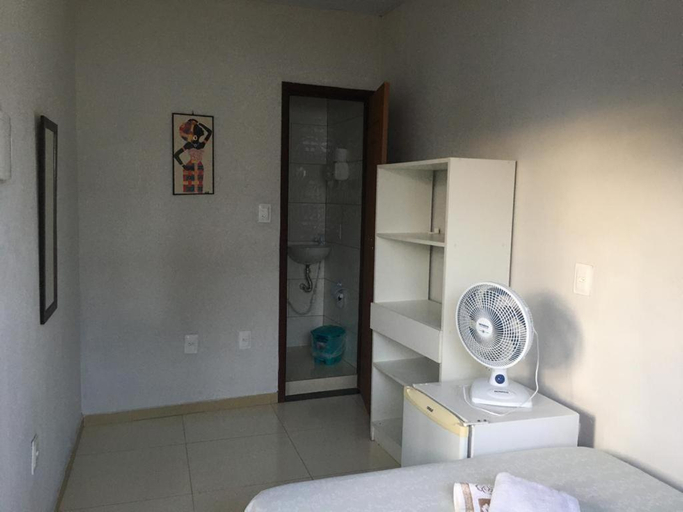 Others 5, Hospedaria da Cris, Mata de São João