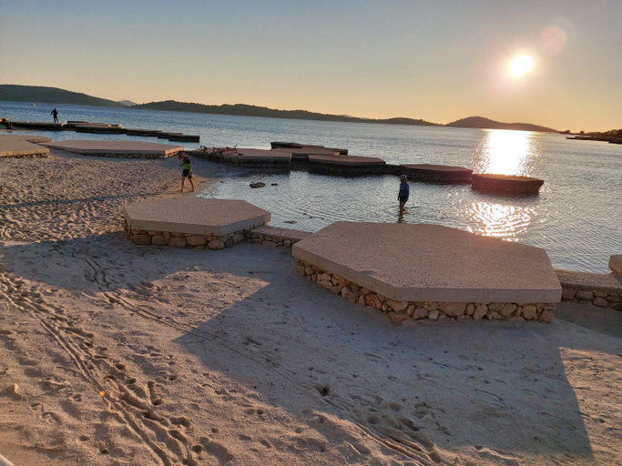Others 4, Apartman Arija-Pino, Vodice