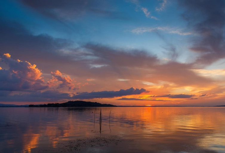 Others 5, Tramonto sul Lago, Perugia