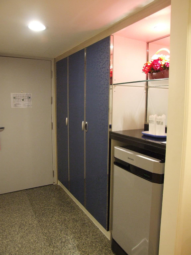 Bathroom 26