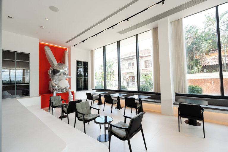 Food & Drinks 5, One Riviera Hotel and Residences, Vientiane