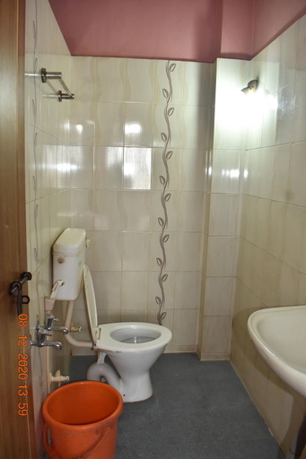 Bathroom, Doctors Heritage Lodge, Chikmagalur