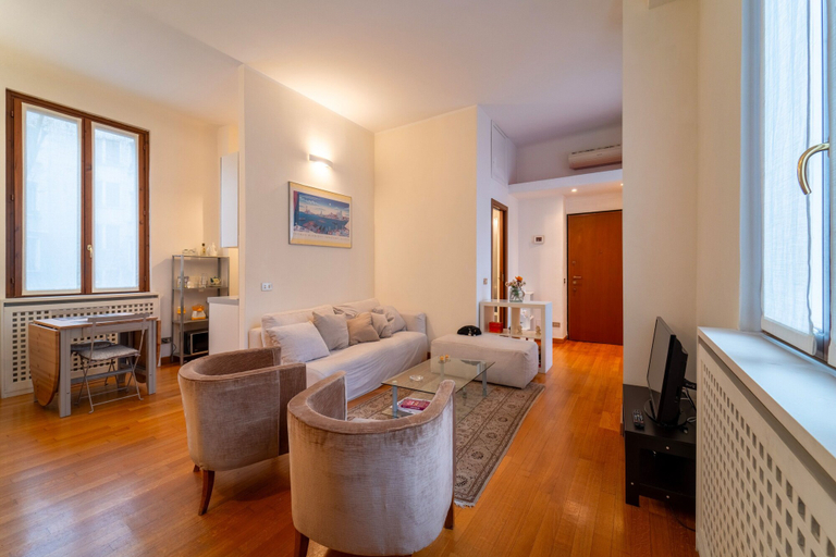 Others 4, Isola Cozy Apartment by Wonderful Italy, Milano
