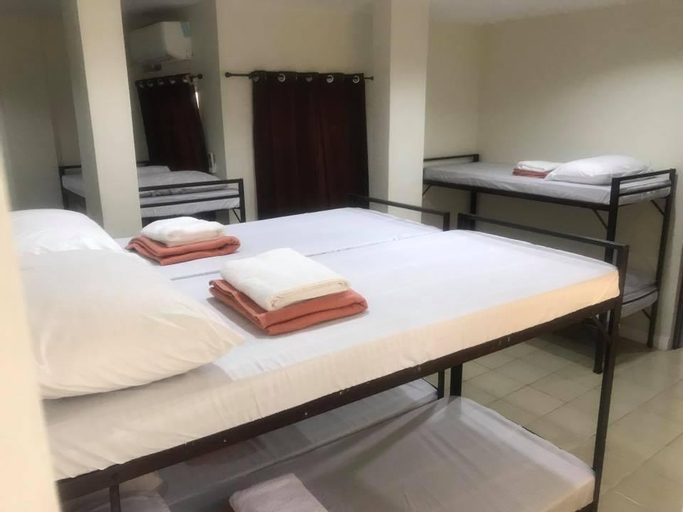 Bedroom 12