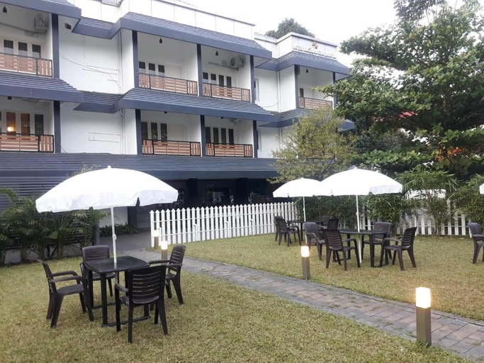 Exterior & Views 1, Emperor-Hotel Rachana Continental Pvt Ltd, Thrissur