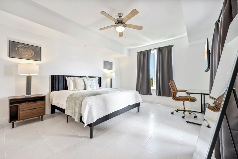 Bedroom 2, River Fly-in, Brevard