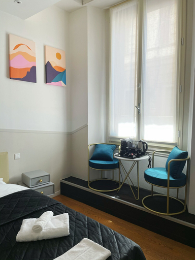 Bedroom 4, CASA IVH BNB, Florence