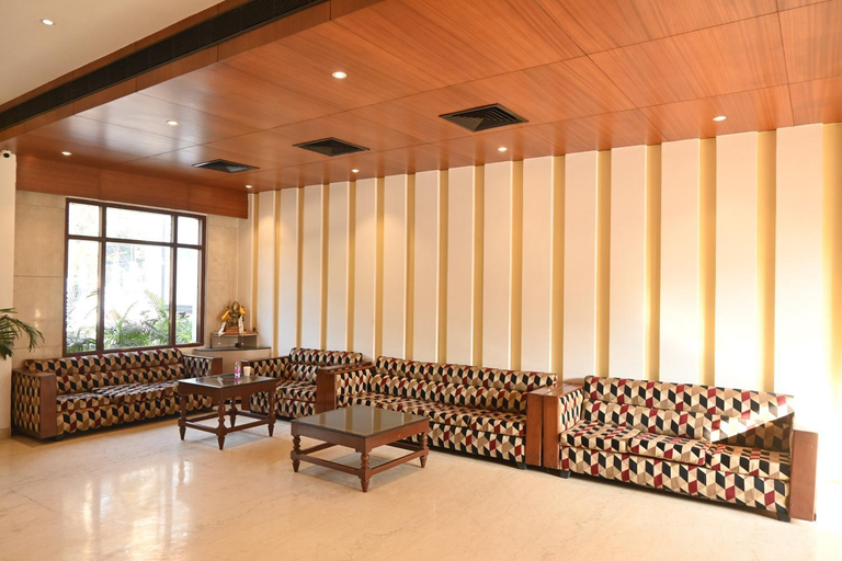 Food & Drinks 2, Regency Square, Gwalior