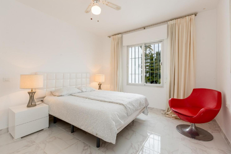 Bedroom 3, Apartment Andalucia Garden Puerto Banus with Sea Views, Málaga