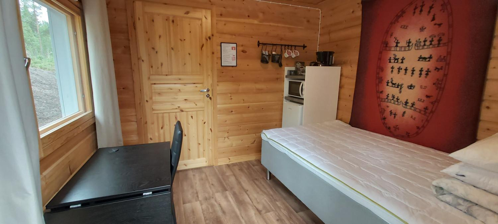 Others 2, Hillside Rooms, Lapland