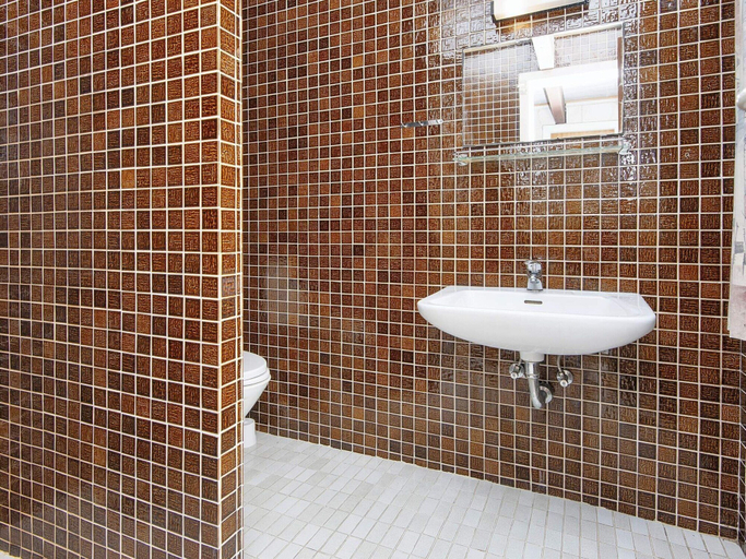 Bathroom, Scenic Holiday Home in Harboøre near Sea, Lemvig