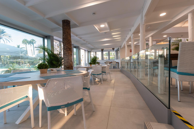 Food & Drinks 5, Hotel LIVVO Dunagolf Suites, Las Palmas