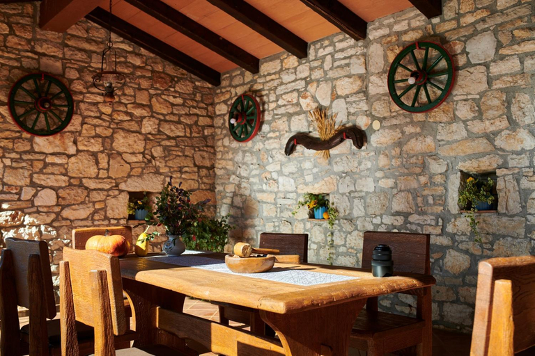Others 5, Villa Tamaris, Višnjan