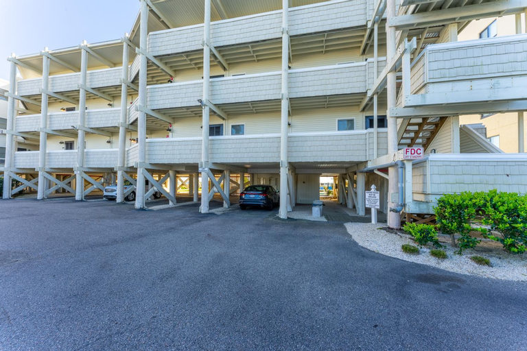Charming Ocean-view Condo at Ocean Pier 3, Horry