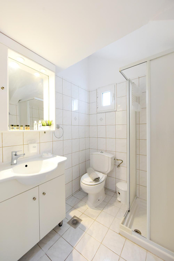 Bathroom, Venus Island Studios, South Aegean