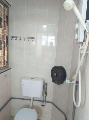 Bathroom 5, Discovery Youth Hostel Malacca, Malacca City
