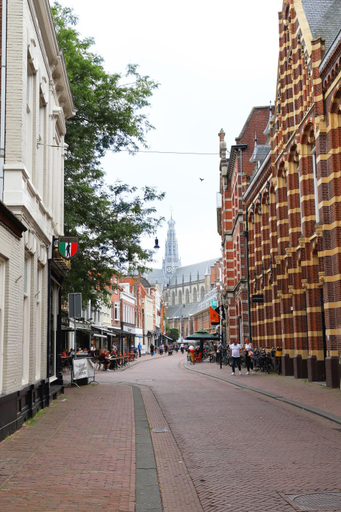 Others, Cavallaro Hotel, Haarlem
