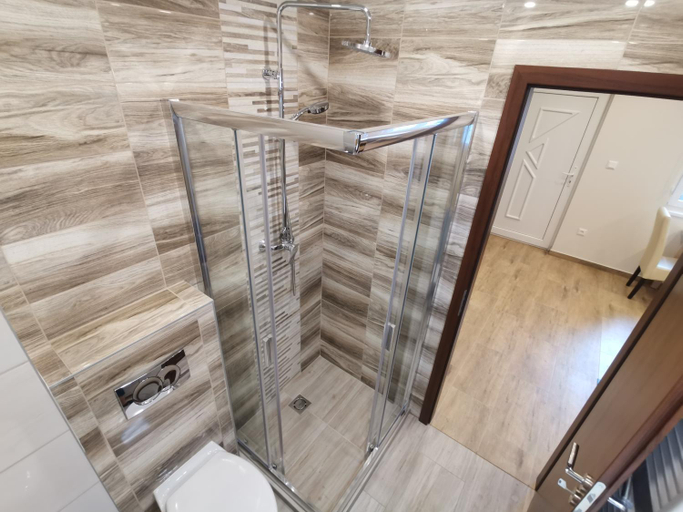 Bathroom 4, Termál Apartmanház, Veresegyház