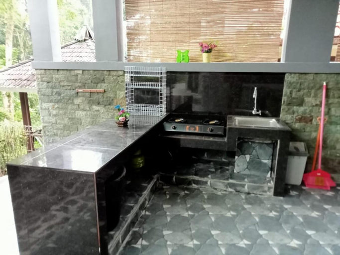 Dining Room 2