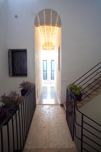 Others 3, Case Vacanze "Residenze Trapanesi", Trapani