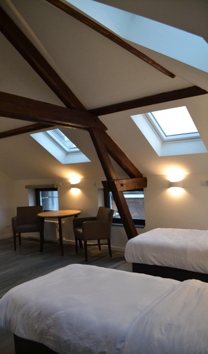 Others 4, Hotel Vallis, Vaals