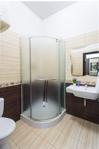 Bathroom 4, Hotel Voyage, Kharkivs'ka