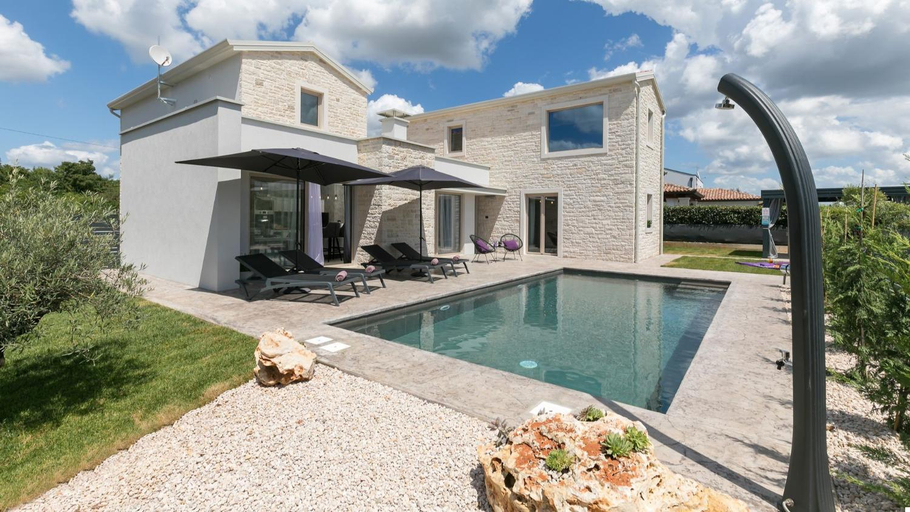 Others 4, Villa Lavanda, Poreč