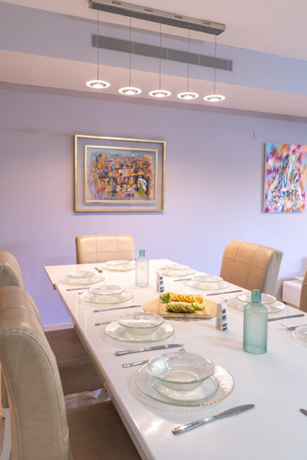 Food & Drinks 5, Art Apartment In Mamila - King David Residence, Jerusalem
